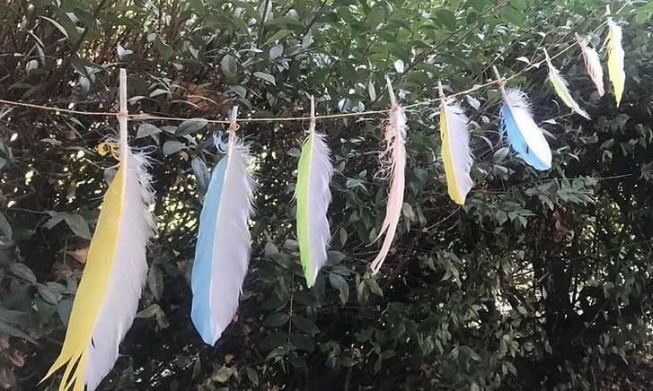 Sparkling Springtime Feather Garland