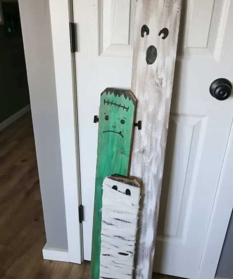 Simple Halloween Porch Decorations