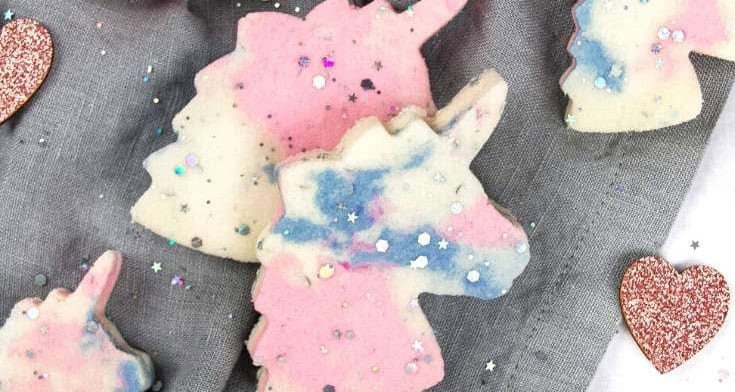 DIY Unicorn Bubble Bars