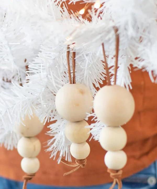 Quick & Easy DIY Ornaments