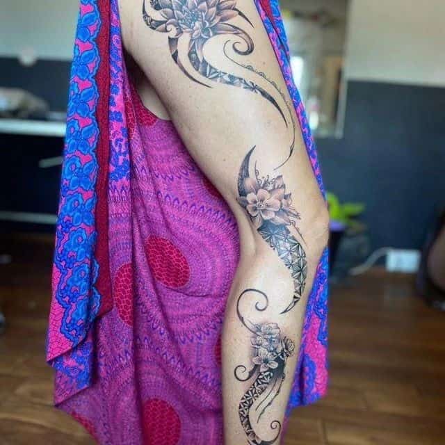 34] Amazing Full Leg Flower Tattoo Design