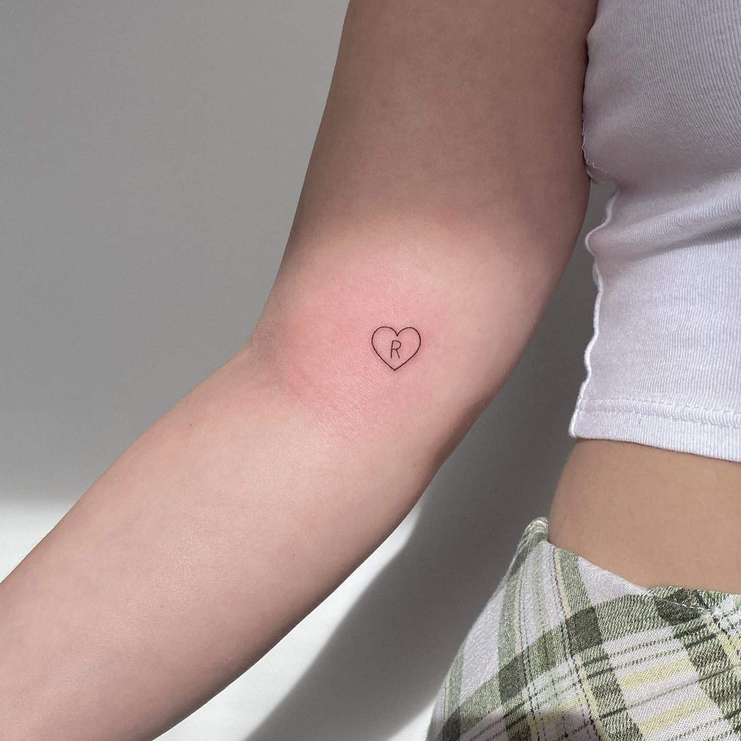 31] Outline Heart with R Inside: Inner Arm Secret