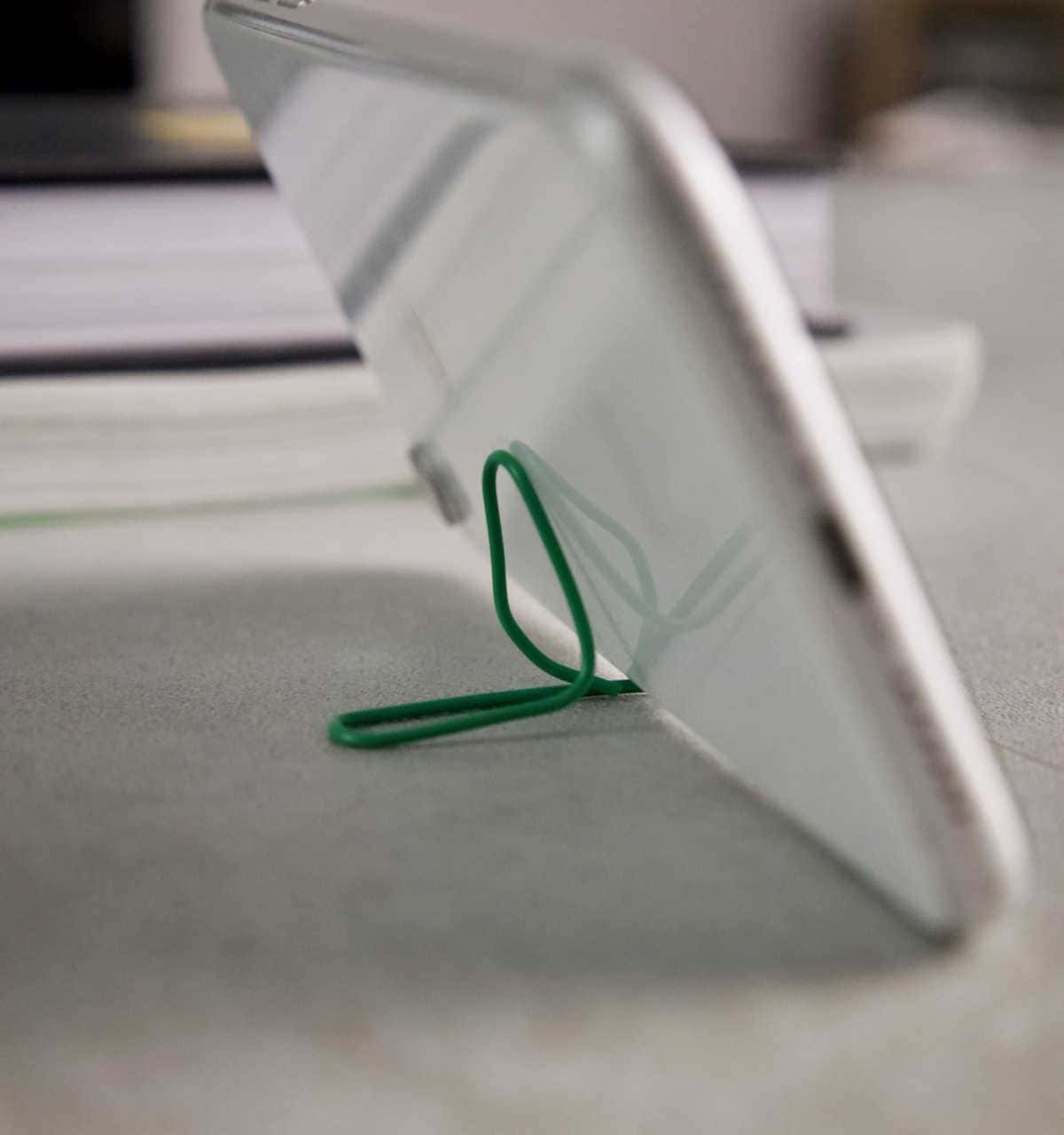 Easily Create A Cell Phone Stand