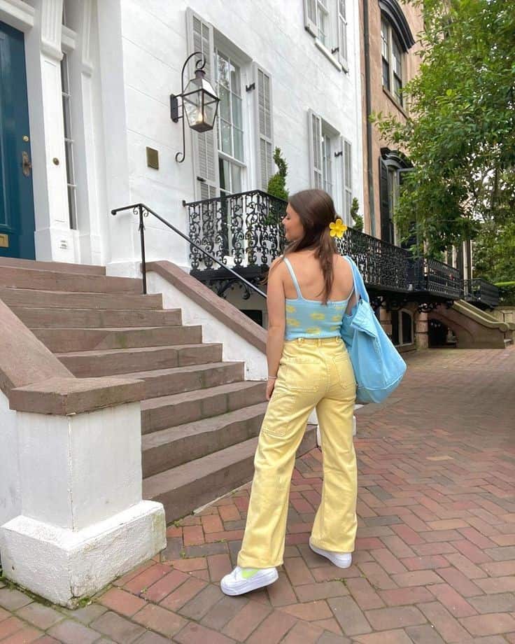 FLORAL TOP + CARGO PANTS