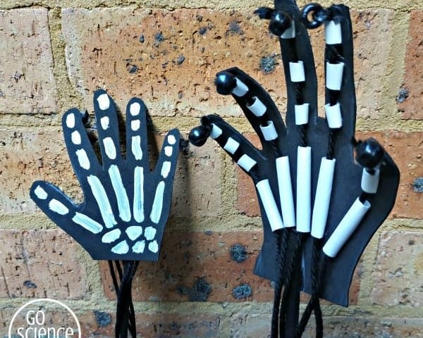 DIY Flexible Skeleton Hands