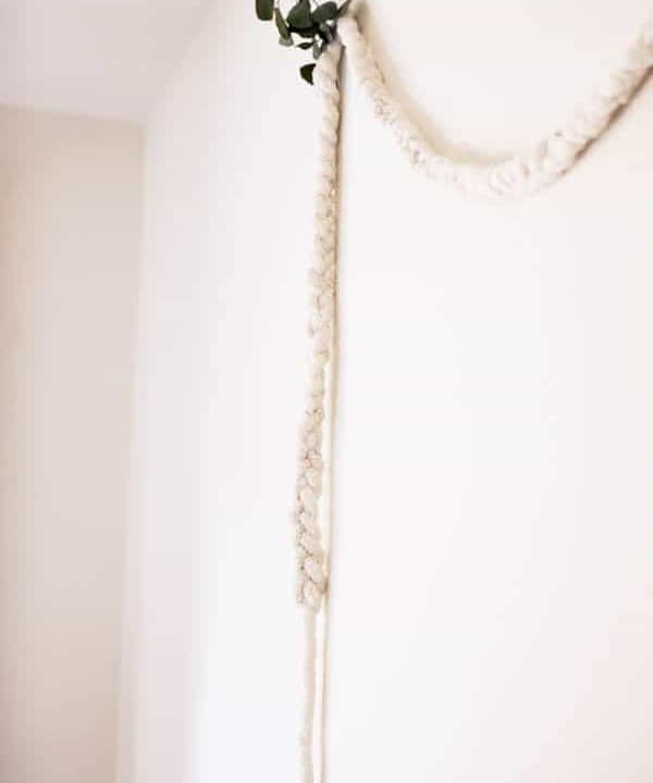 Knotted Yarn Garland