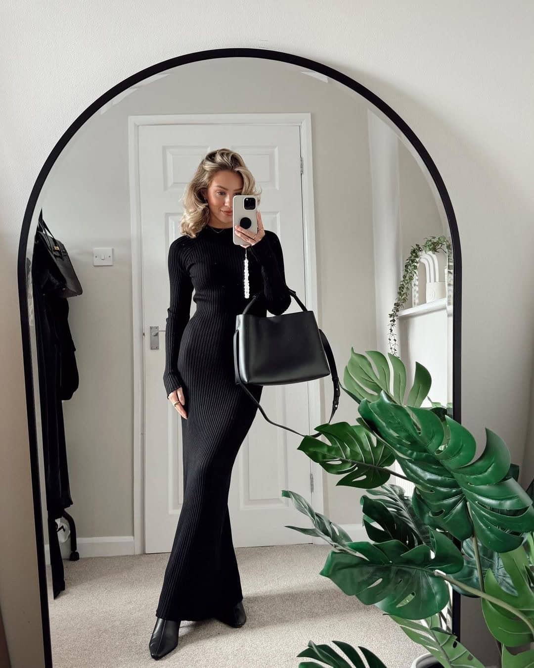 BASIC LONG BLACK DRESS