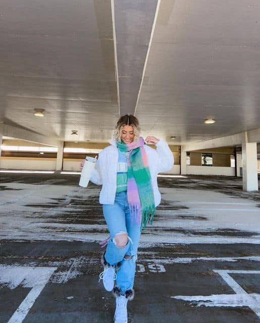 PUFFER JACKET + SWEATSHIRT + JEANS + COLORFUL SCARF