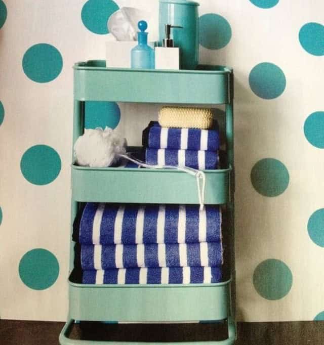 A Utility Cart Is What Your Towels Need