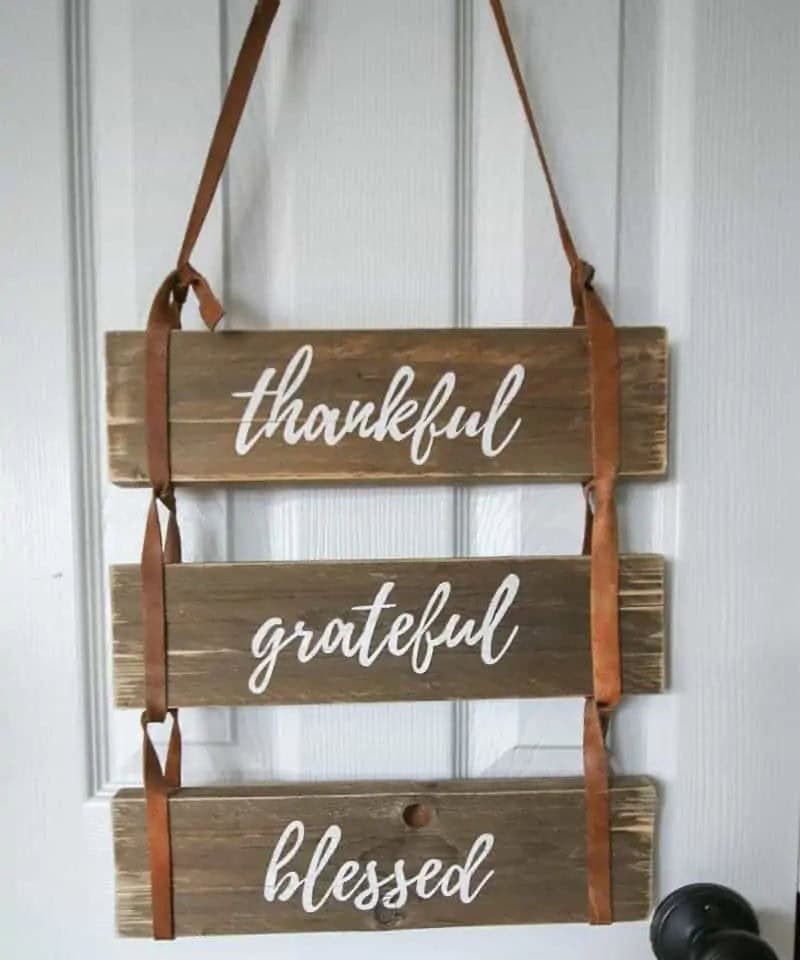 Thankful & Grateful & Blessed Wooden Pallet Sign