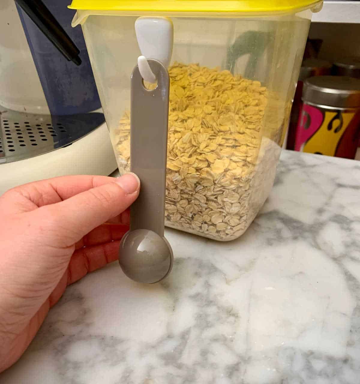 Hang Your Measuring Spoons on Storage Container