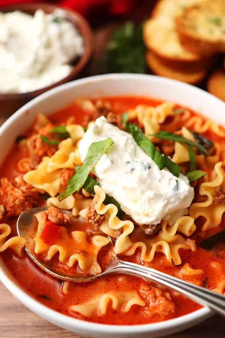 EASY ONE-POT LASAGNA SOUP