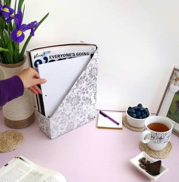 DIY Desk Magazine Organizer Out of a Cereal Box