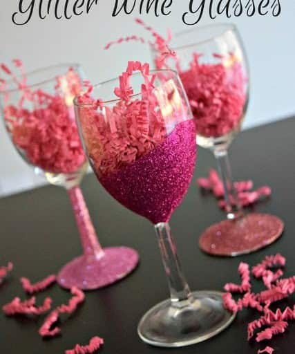 DIY Glitter Wine Glass