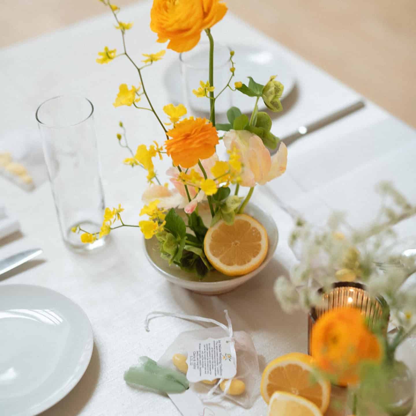 Minimal Citrus Centerpiece