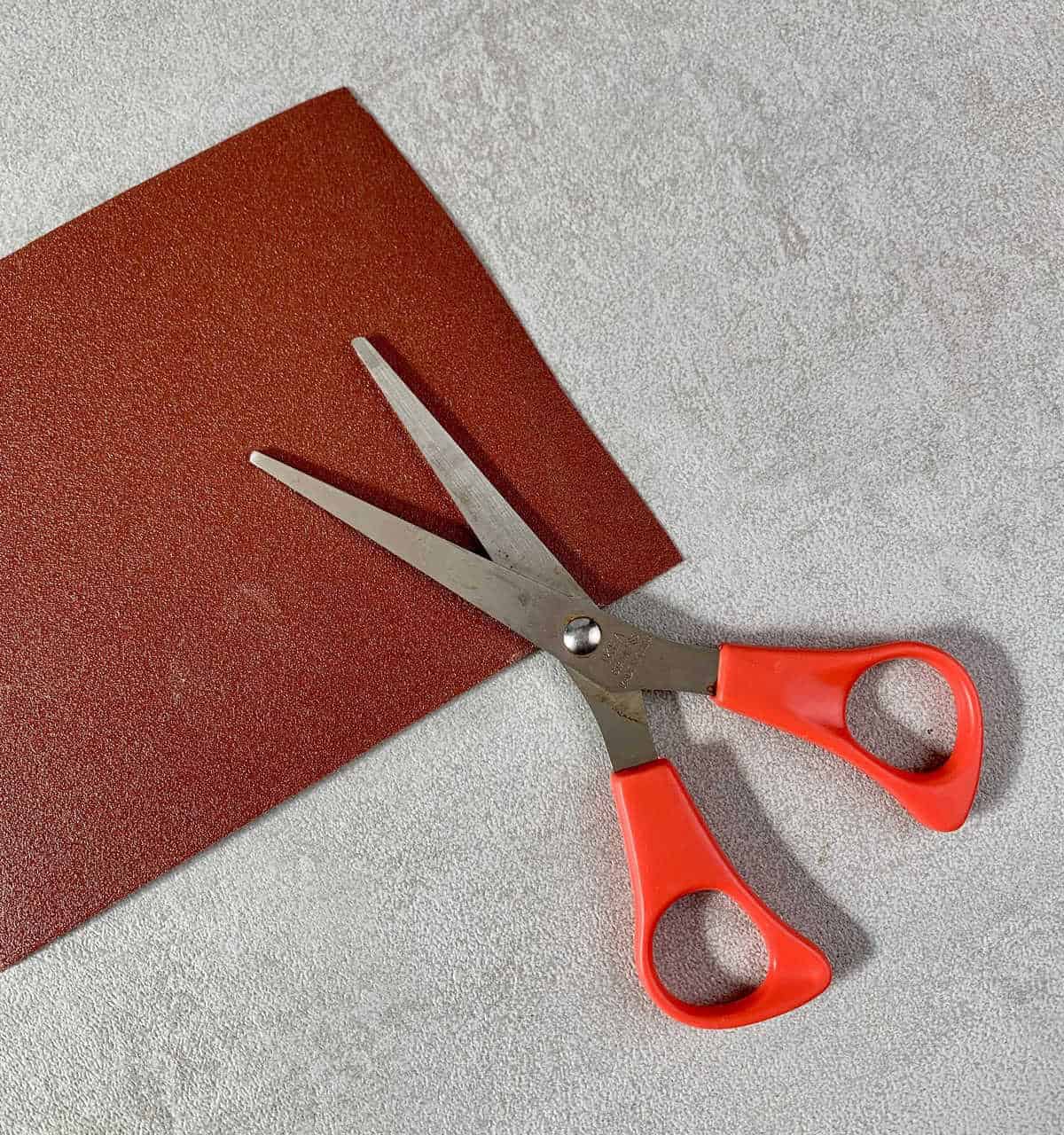 Use Sandpaper To Sharpen Scissors