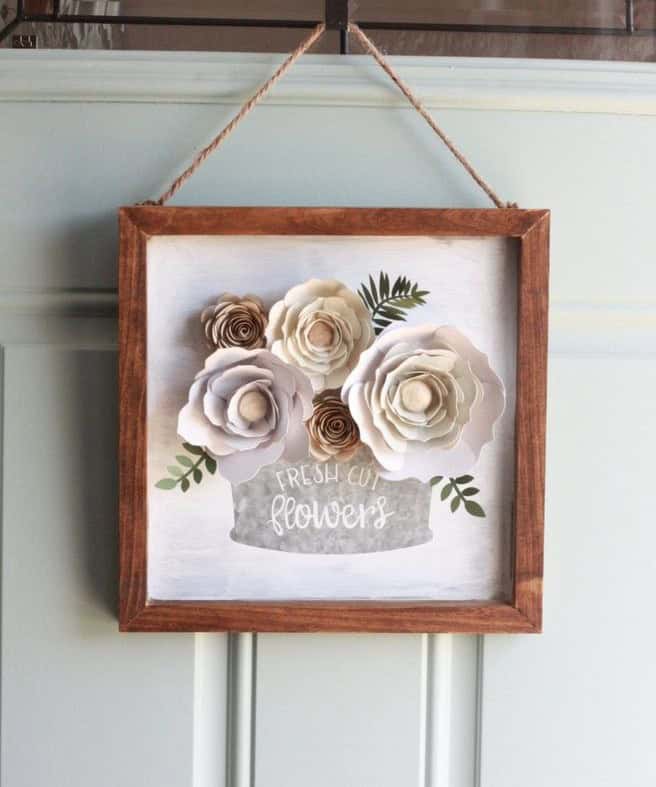 Farmhouse Sign with Cricut Flowers