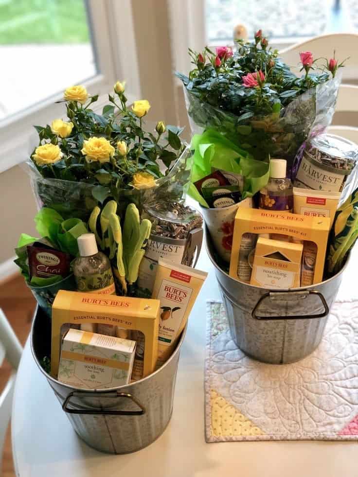 BURT’S BEES AND FLOWERS