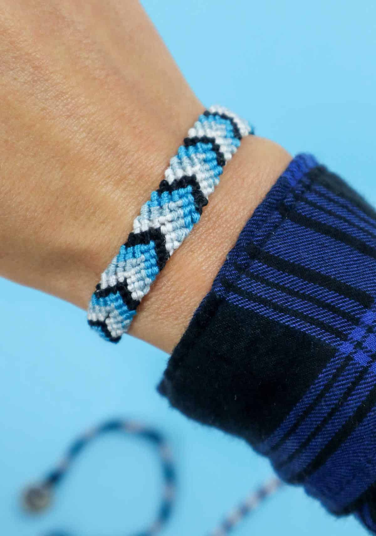 How to Flatten Curled Friendship Bracelets?