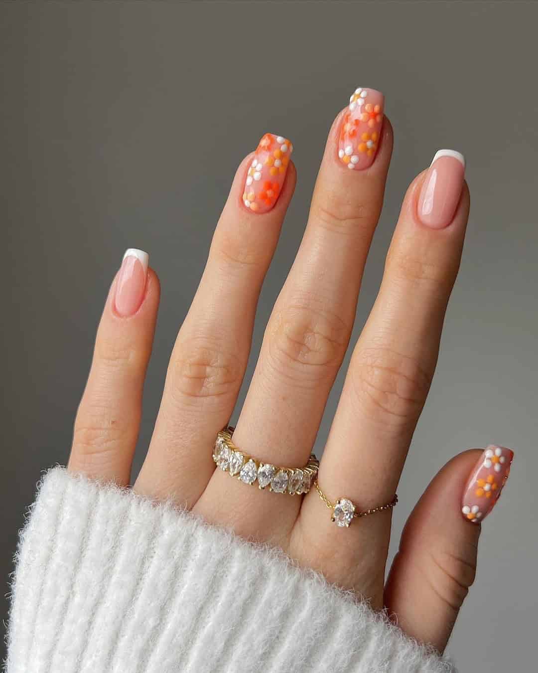 FLOWER NAIL ART