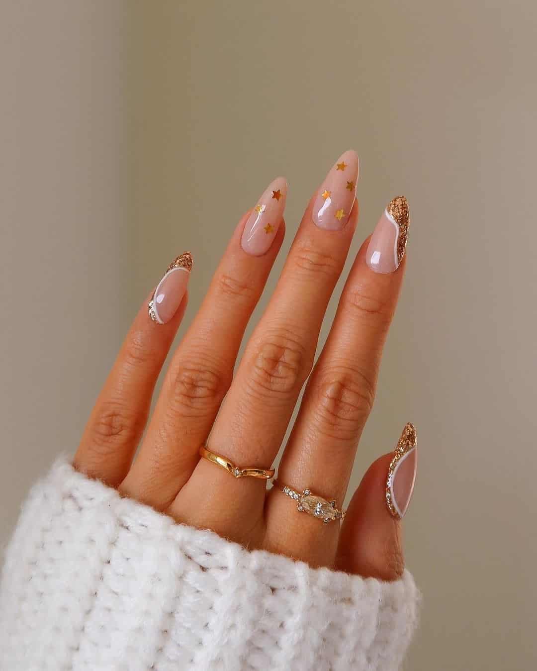 {Related: 54 Christmas Nails Designs You’ll Want To Try This Season!}