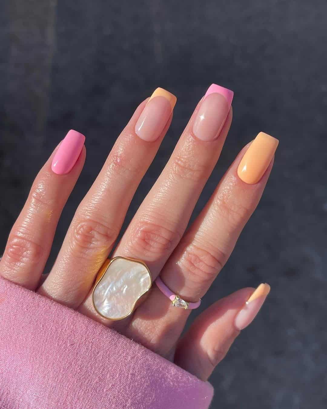 PEACH AND PINK SPRING NAILS