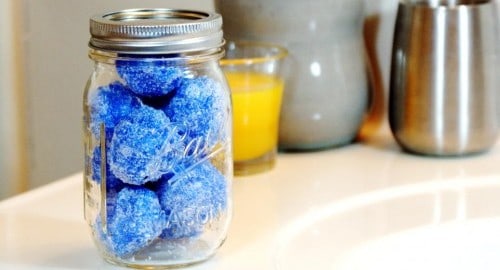 DIY Sugar Scrub Snowball