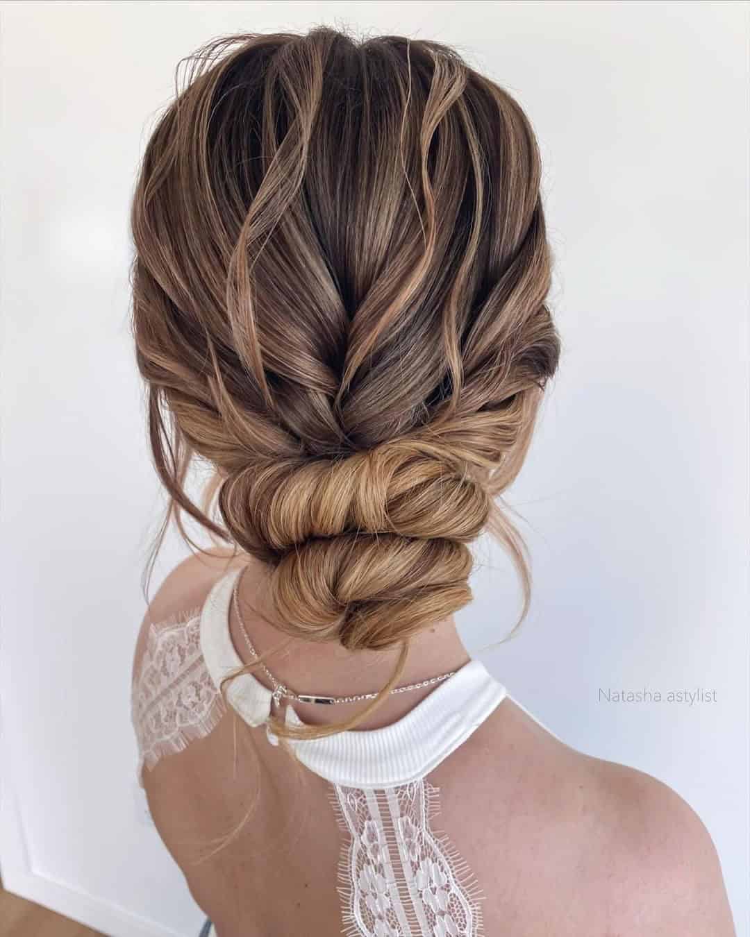 LOW BUN BRIDAL HAIRSTYLES