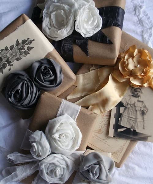 DIY Christmas Wrapping Idea with No-Sew Fabric Flowers