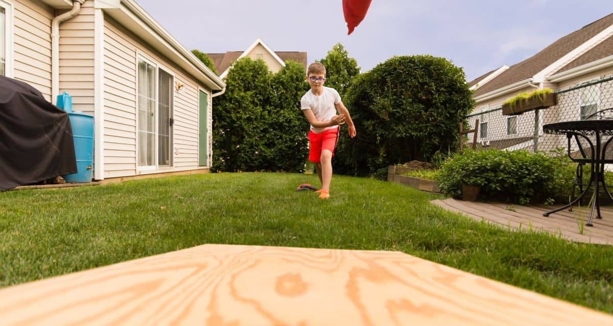 Corn Hole Toss