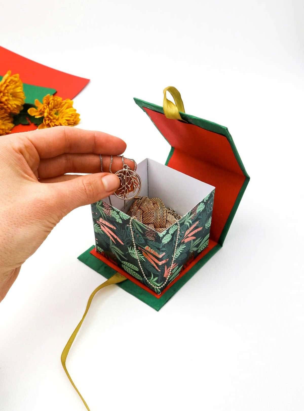 How to Make a Gift Box