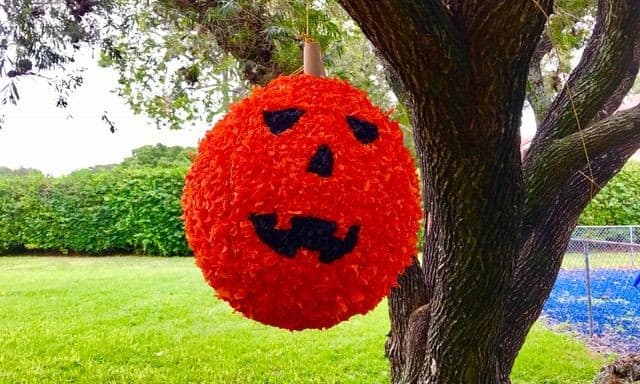 DIY Pumpkin Pinata