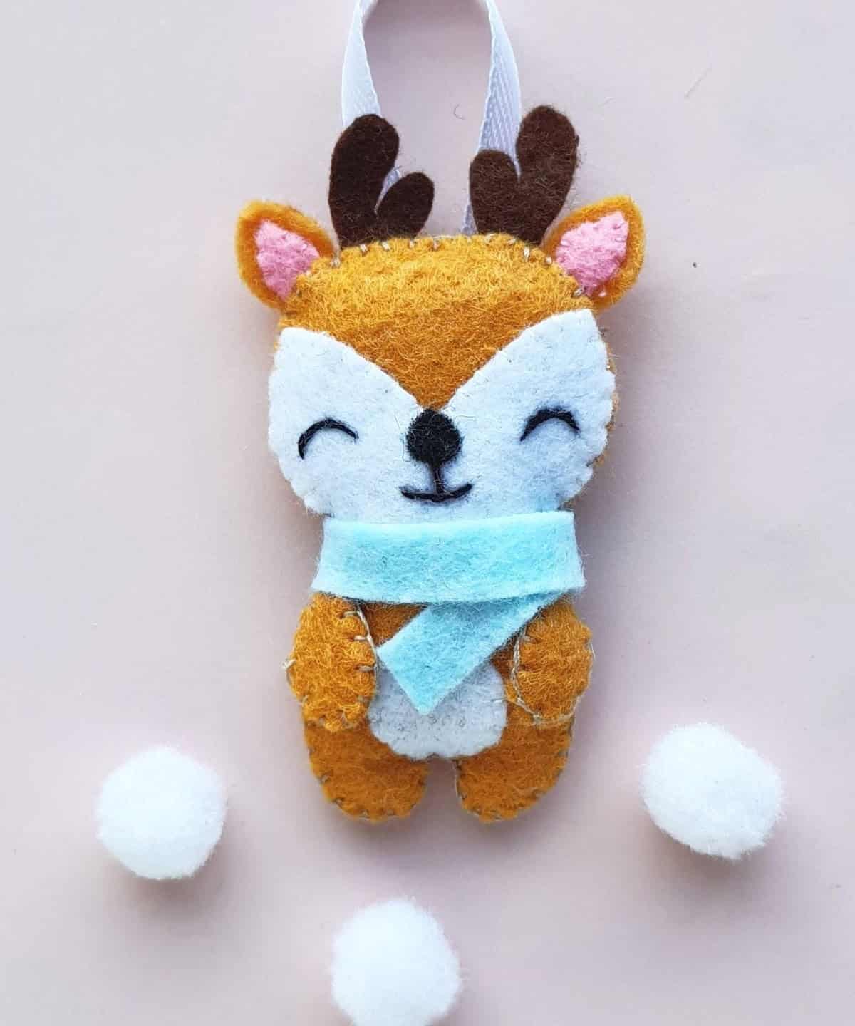 Cute Felt Reindeer with Printable Pattern