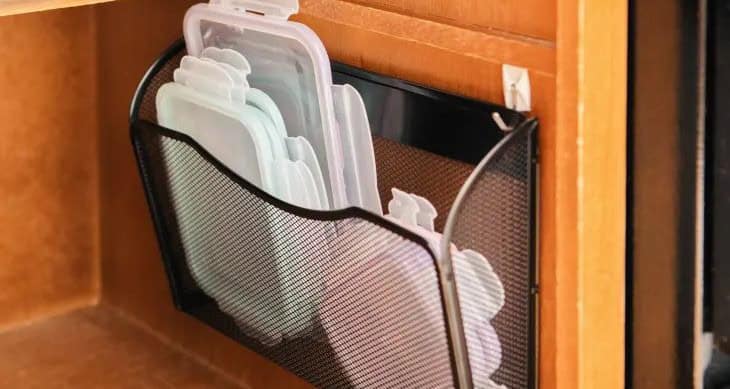 Mail Organizer for Container Lids