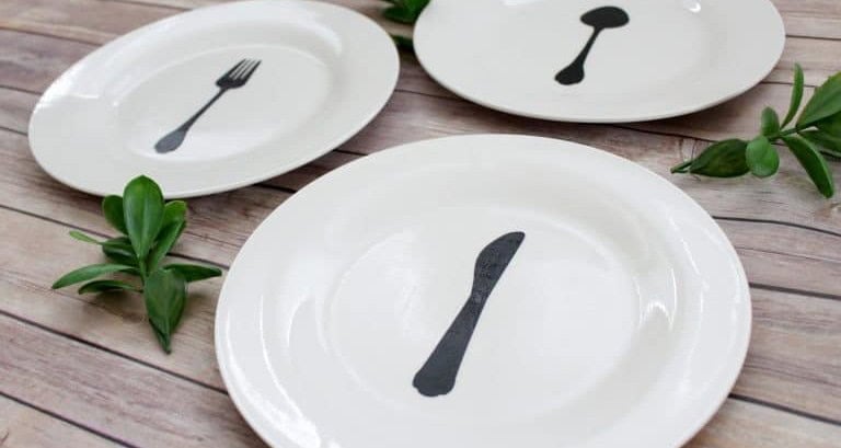 Charming Kitchen Plate Decor