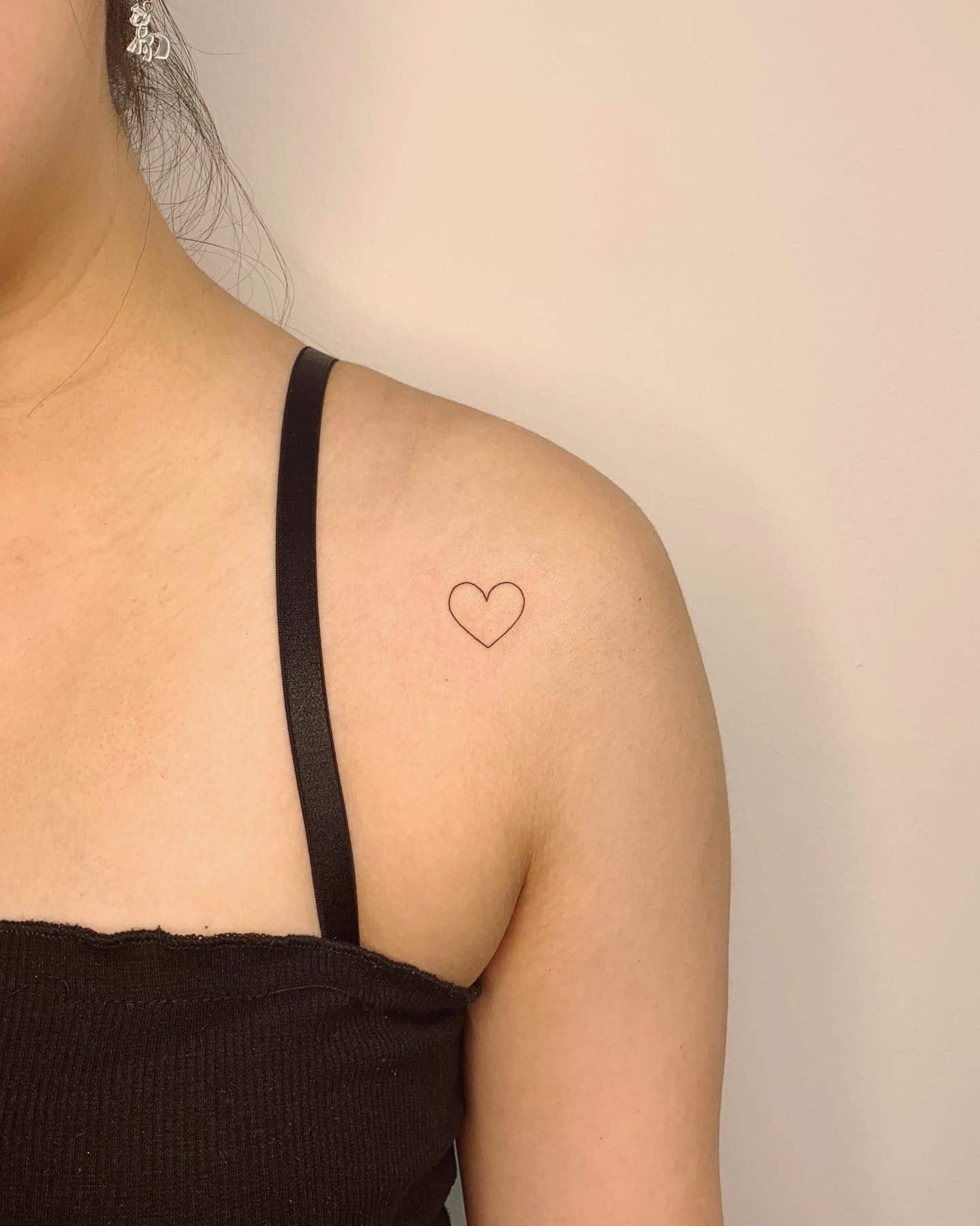 28] Mini Heart Outline Tattoo: Shoulder Charm