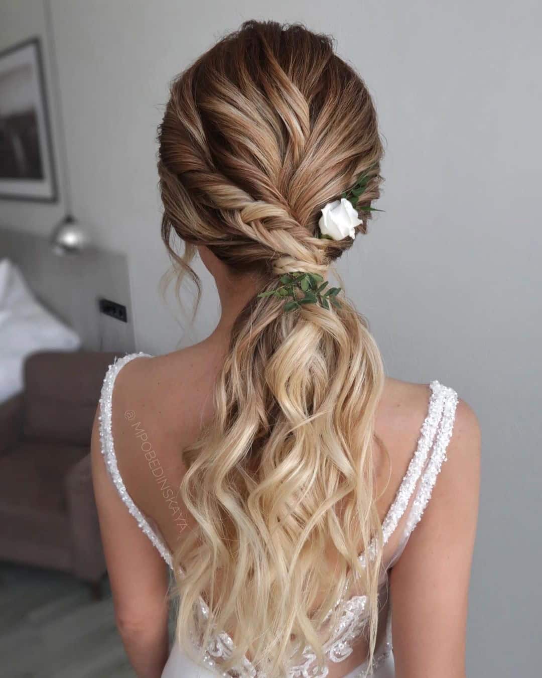 ROMANTIC BRAIDS