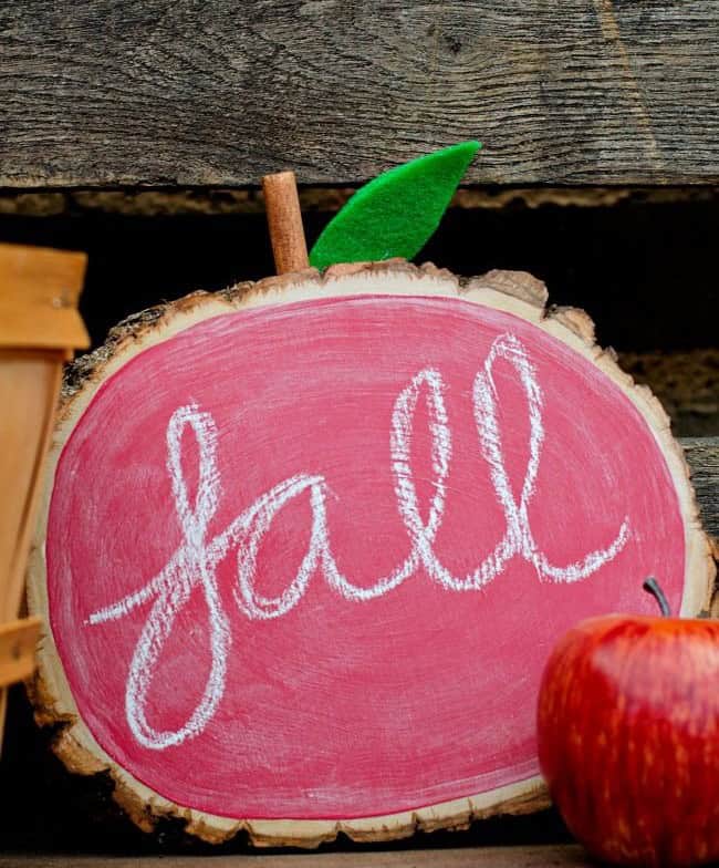 DIY Apple Chalkboard