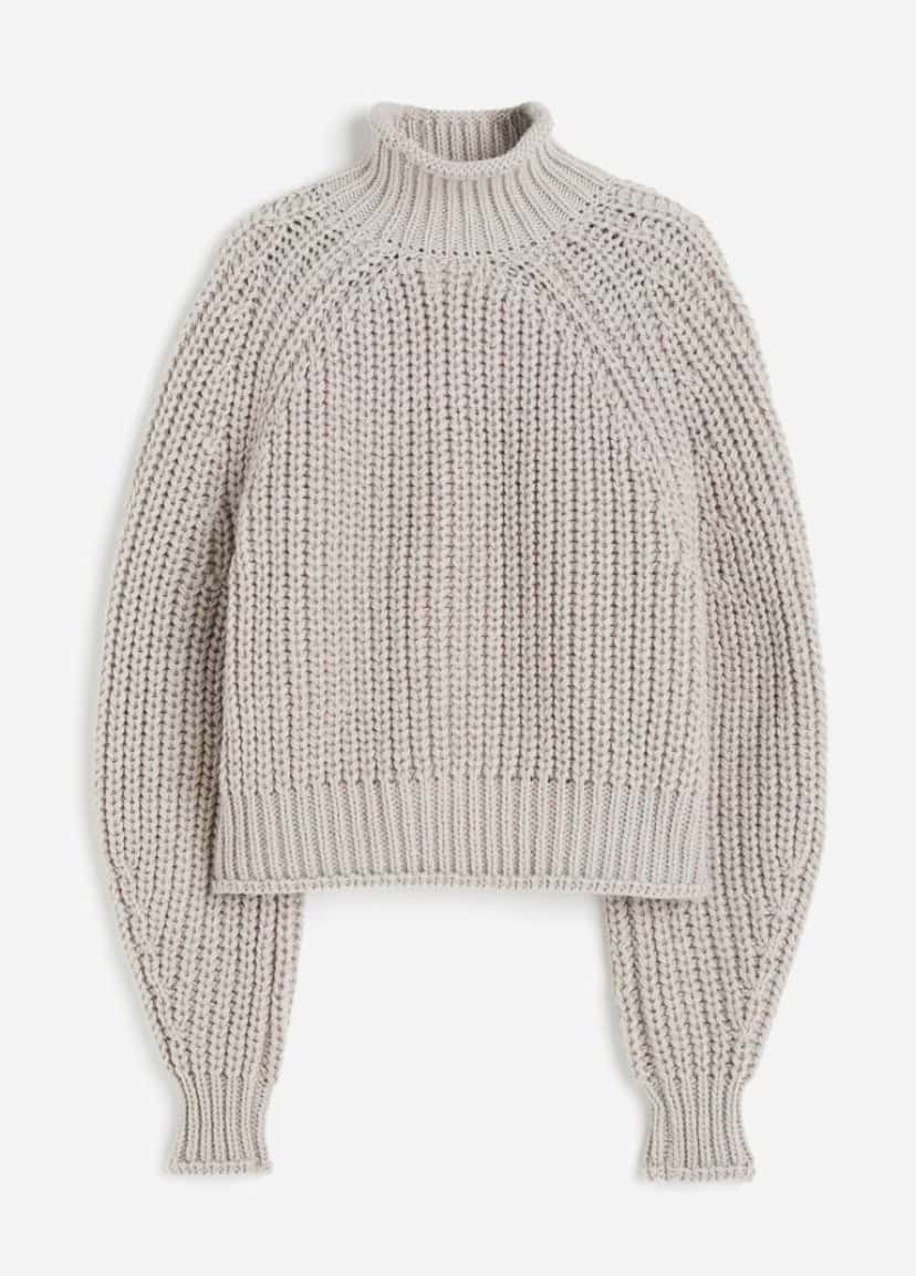 KNIT SWEATER