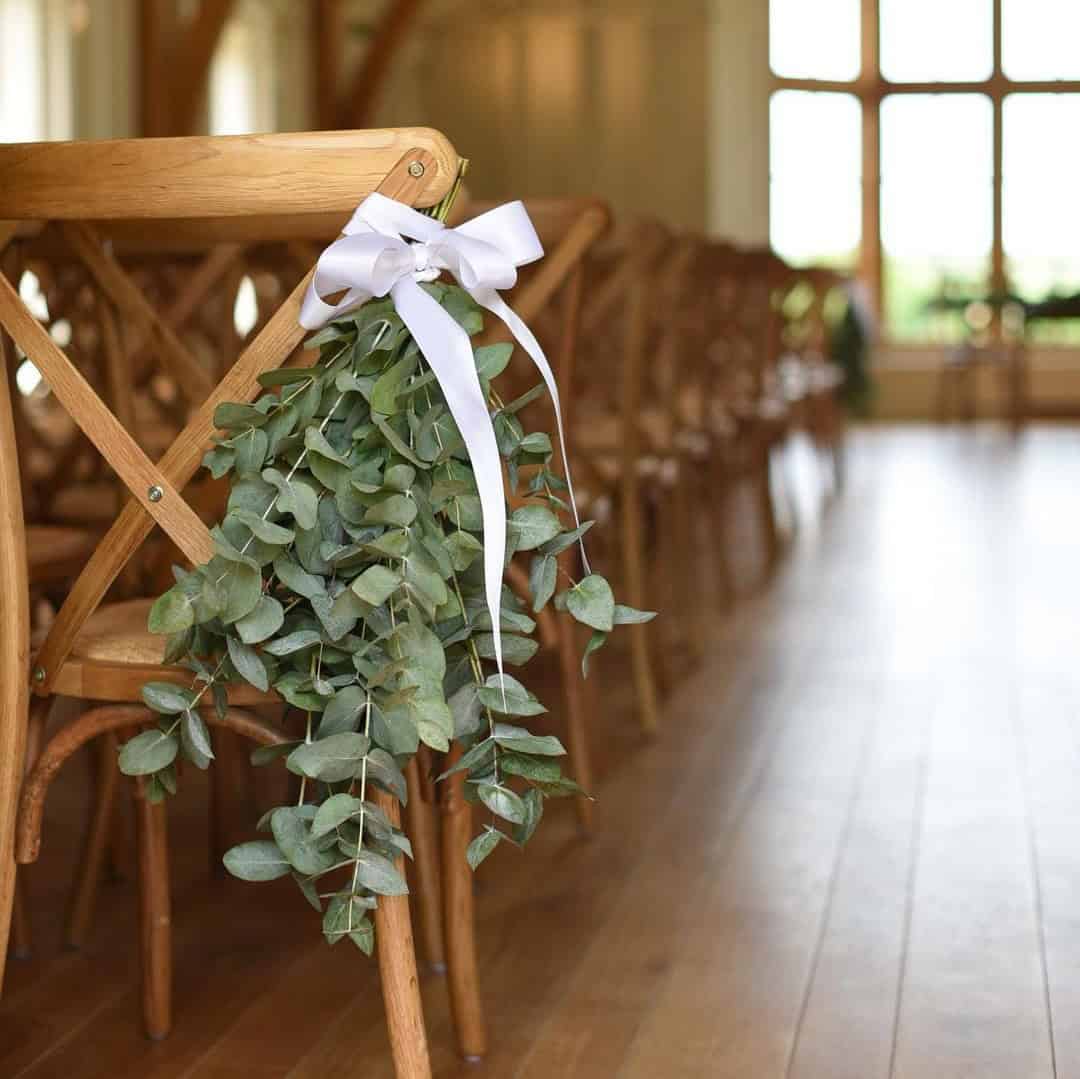 A Bouquet Of Leaves Decor