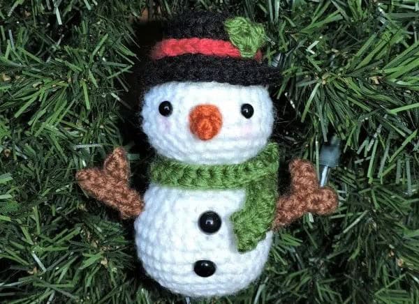 Knitted Snowman