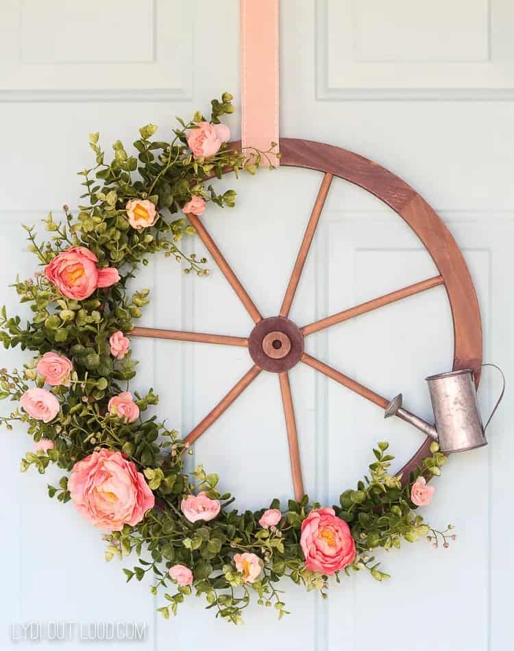 WAGON WHEEL WREATH