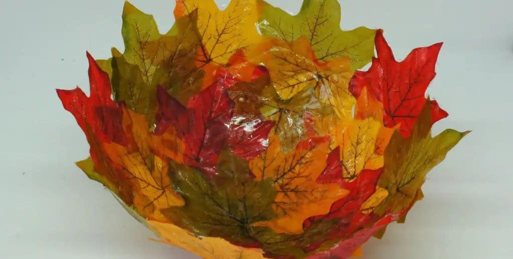 DIY Fall Leaf Basket Bow