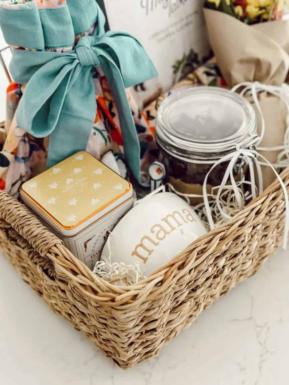 TEA AND COOKIE BASKET