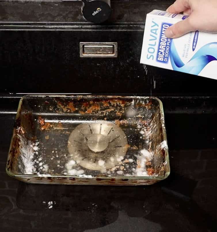 Clean Your Grimy Glass Bakeware