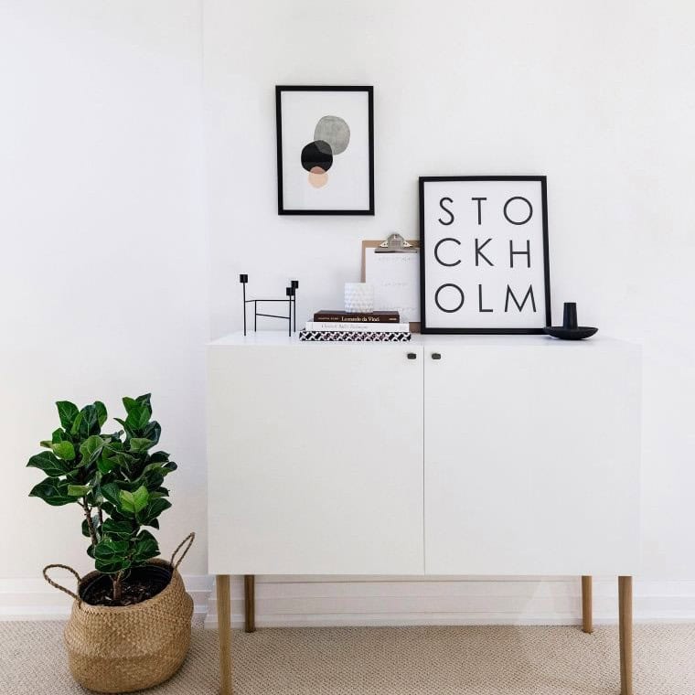 DIY Ultra-Minimalistic Sideboard