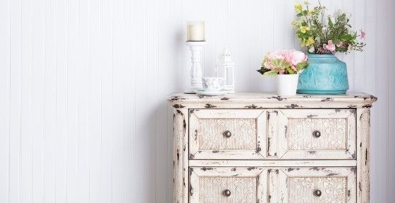 Whitewashed Kitchen Drawers and Cabinets