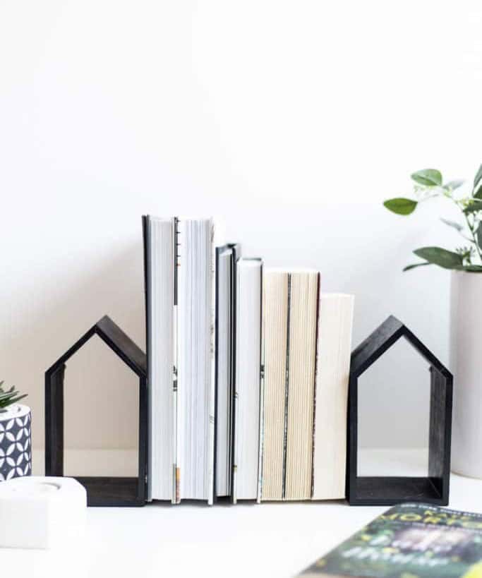 DIY Mini House Book Ends