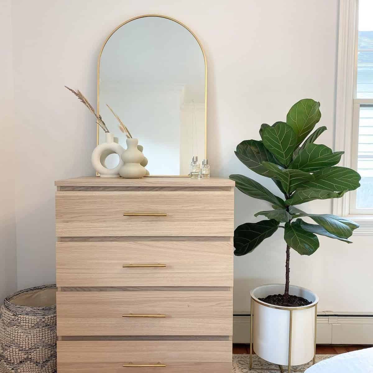 Chic IKEA Malm Dresser