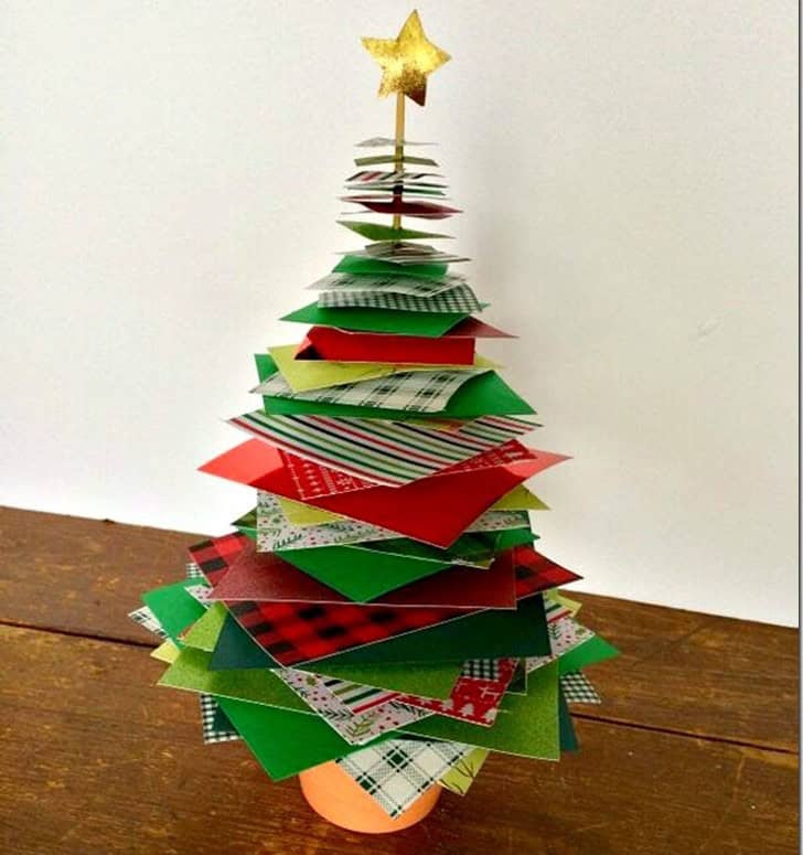 15-Minute Stacked Paper Christmas Tree